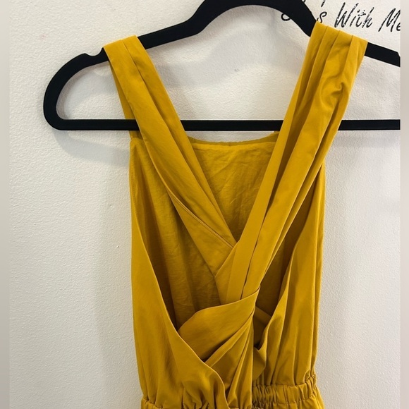 Banana Republic ochre yellow bubble cross back strap dress size XS - Picture 3 of 4